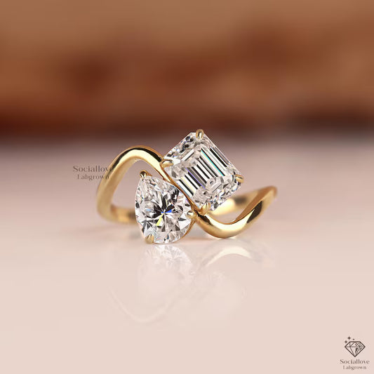 Emerald and Pear Cut Toi Et Moi Engagement Ring - Two Stone Lab Grown Diamond Ring - 14K Gold You and Me Wedding Ring.